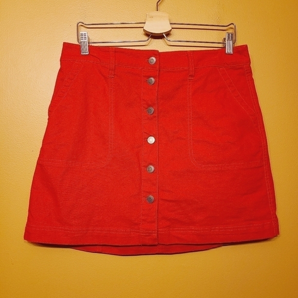 J. Crew Mercantile | Red Twill Button-Down Skirt (Size 10) - Picture 2 of 11